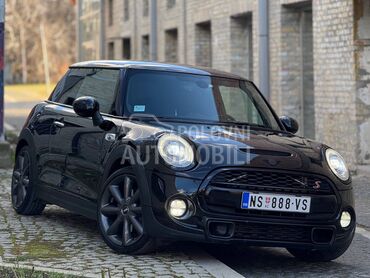 MINI Cooper S Black Harman DCC