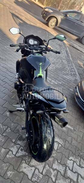 Kawasaki Z750