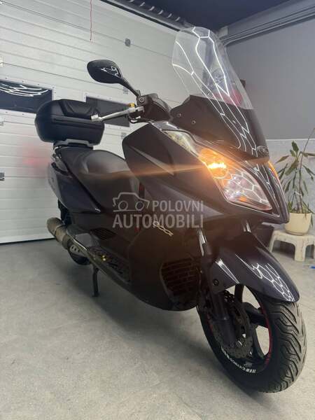 Kymco Downtown 300i