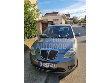 Lancia Ypsilon 1.2b