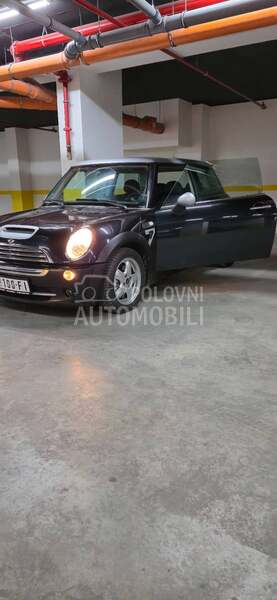 MINI Cooper Seven