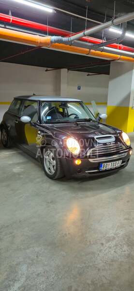 MINI Cooper Seven