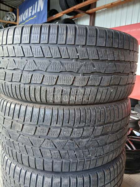 Continental 245/40 R18 Zimska