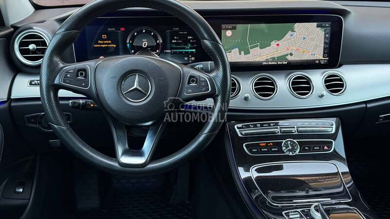 Mercedes Benz E 220 E 220 Virtual ful