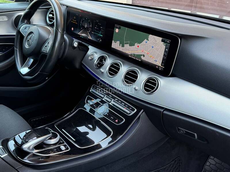 Mercedes Benz E 220 E 220 Virtual ful