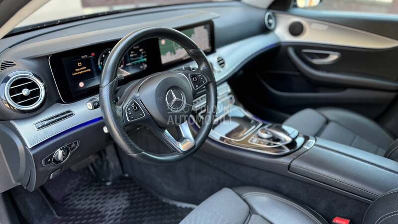 Mercedes Benz E 220 E 220 Virtual ful