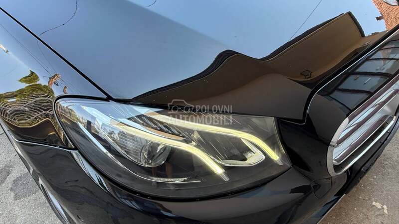 Mercedes Benz E 220 E 220 Virtual ful