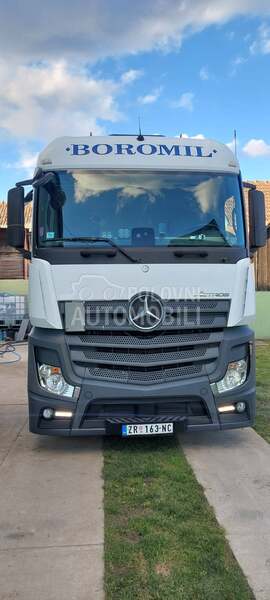 Mercedes Benz Actros 1845 Mega