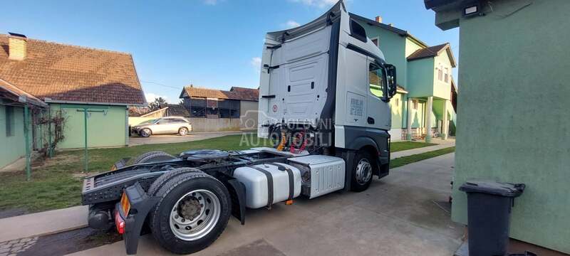Mercedes Benz Actros 1845 Mega