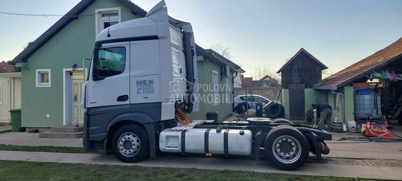 Mercedes Benz Actros 1845 Mega