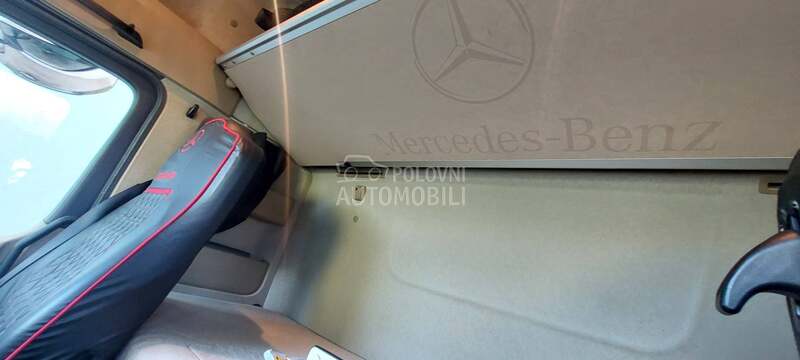 Mercedes Benz Actros 1845 Mega
