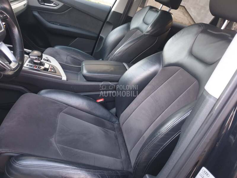 Audi Q7 sline