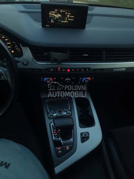 Audi Q7 sline
