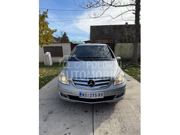 Mercedes Benz B 200 