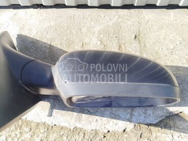 Desni mehanicki retrovizor za Opel Corsa C od 2000. do 2006. god.