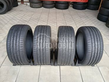 Hankook 215/40 R17 Letnja