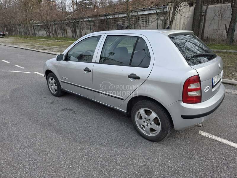 Škoda Fabia auto