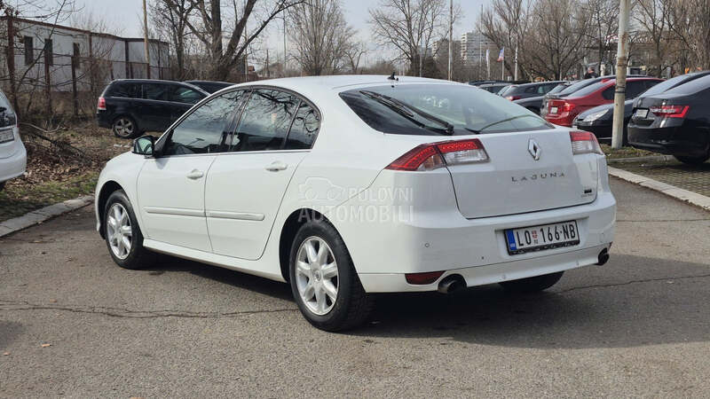 Renault Laguna 