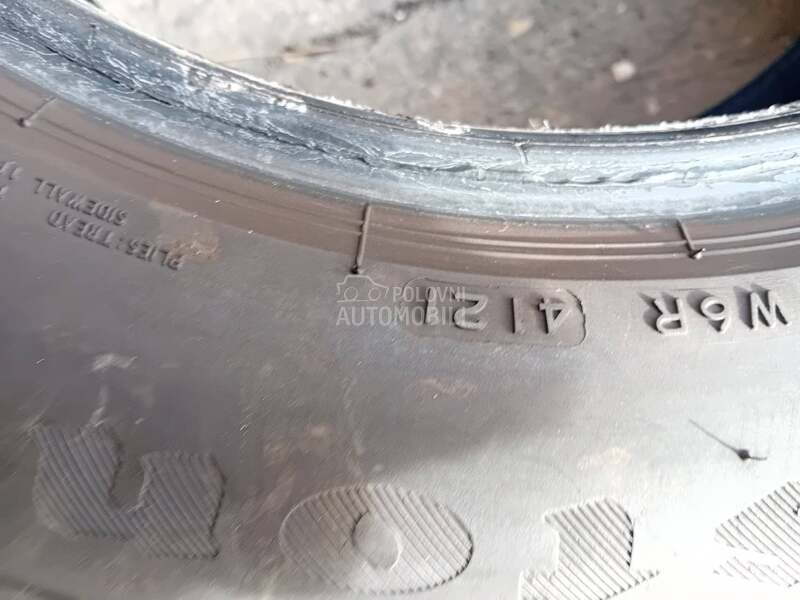 Firestone 215/60 R16 Zimska