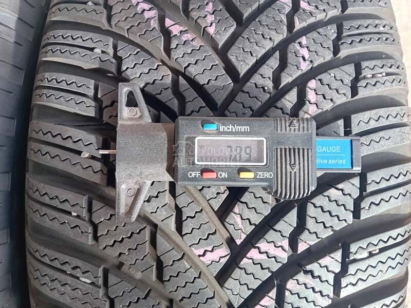 Firestone 215/60 R16 Zimska