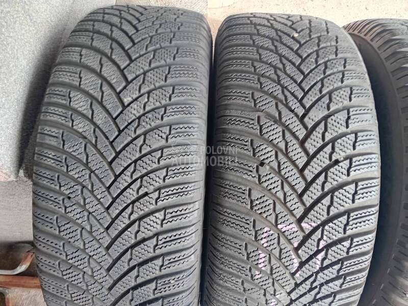 Firestone 215/60 R16 Zimska
