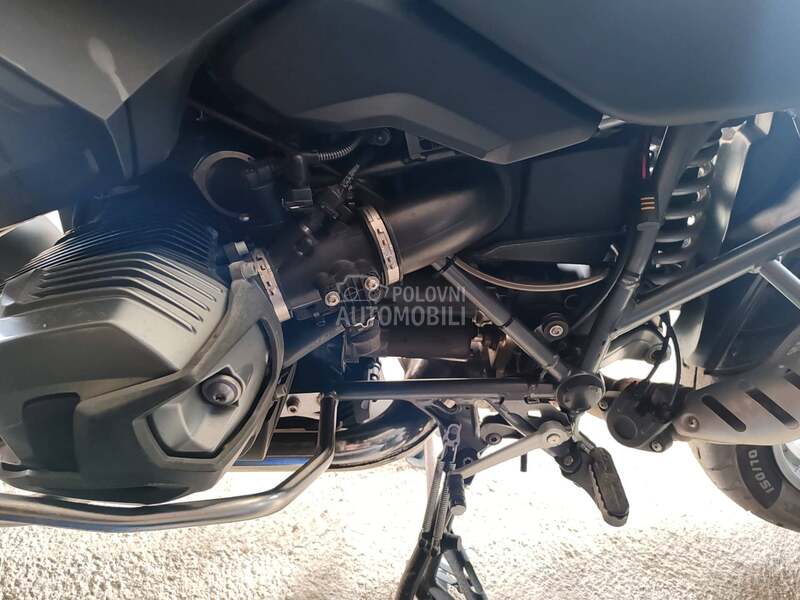 BMW GS 1200 Triple Black