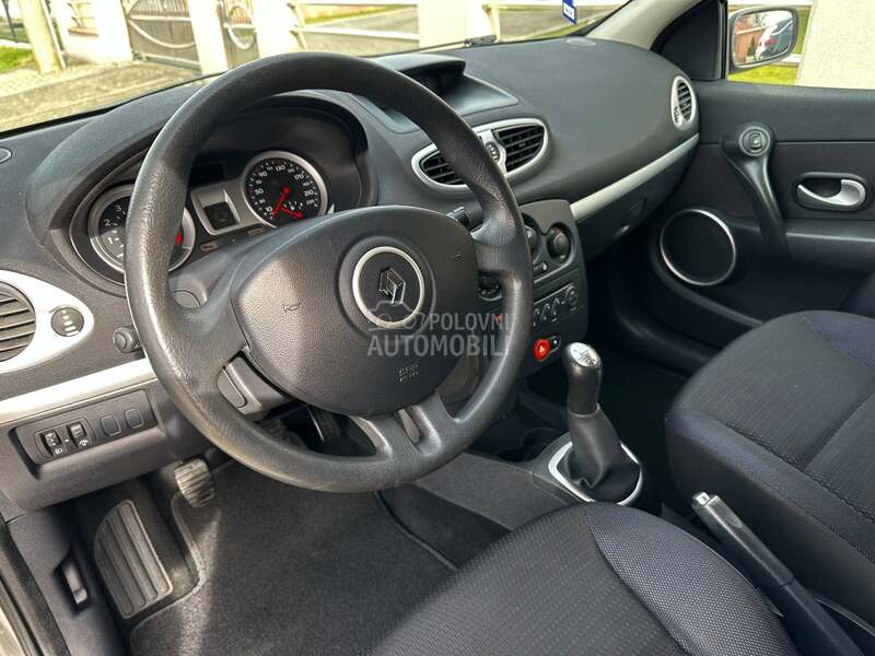 Renault Clio 1.2i /CH/