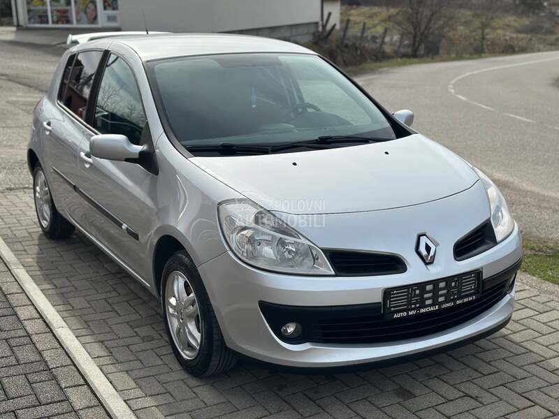 Renault Clio 1.2i /CH/
