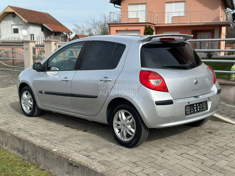 Renault Clio 1.2i /CH/