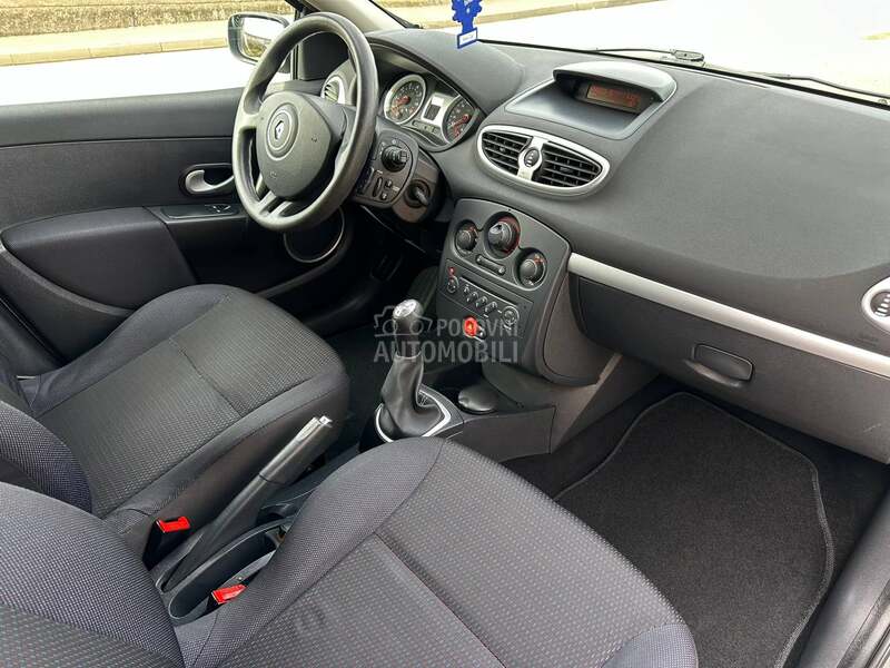 Renault Clio 1.2i /CH/