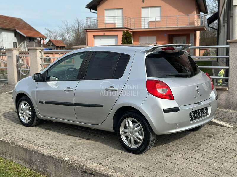 Renault Clio 1.2i /CH/
