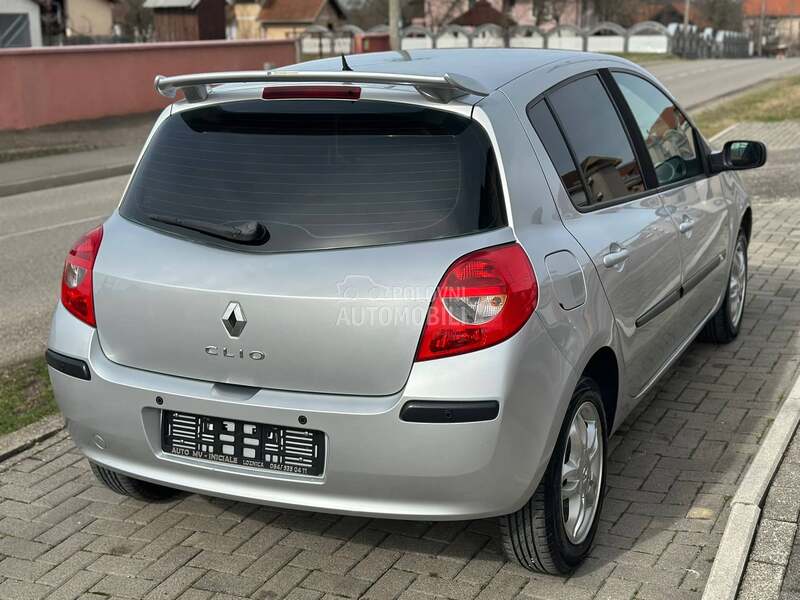 Renault Clio 1.2i /CH/
