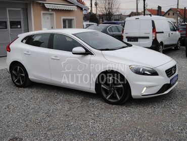 Volvo V40 T3 1,6B R-DESIGN