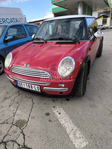 MINI Cooper 1.6