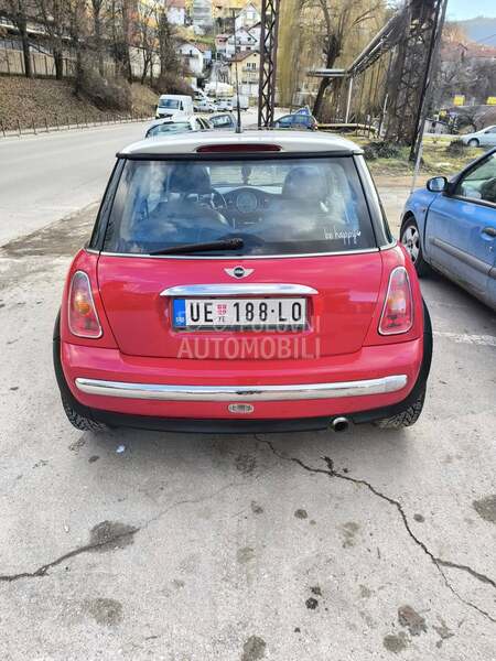 MINI Cooper 1.6