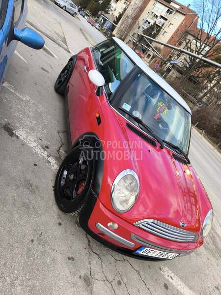 MINI Cooper 1.6