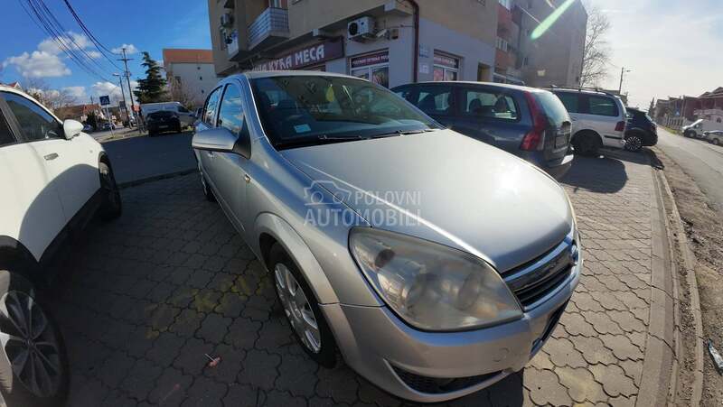 Opel Astra H 