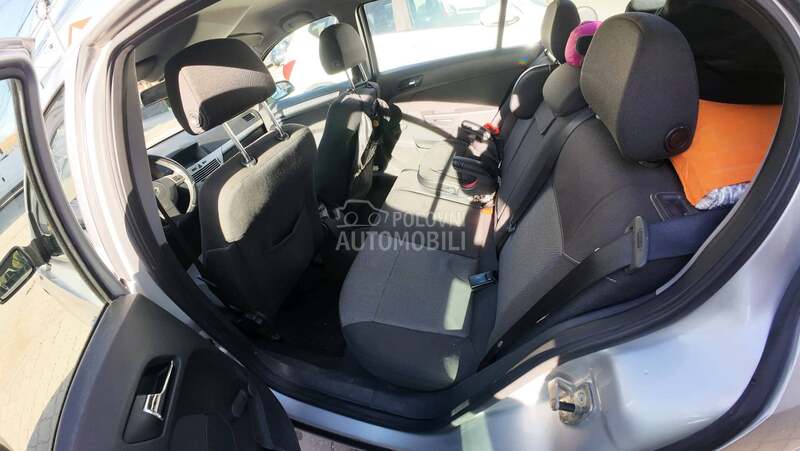 Opel Astra H 