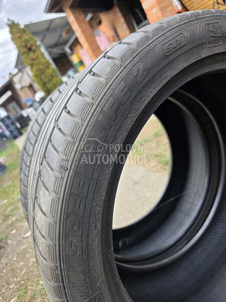Semperit 235/45 R19 Letnja