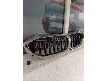 Maska za BMW 320 od 2022. do 2024. god.