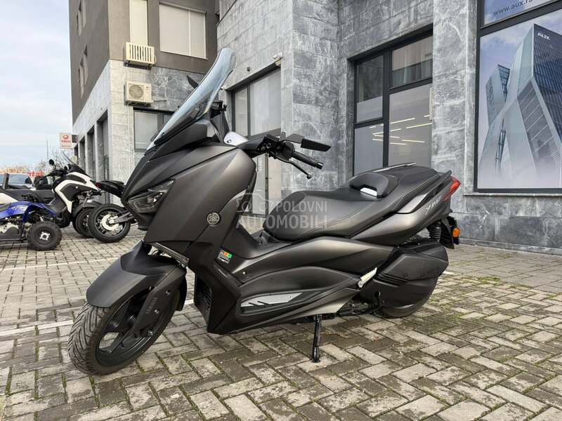 Yamaha X MAX 300 XMAX