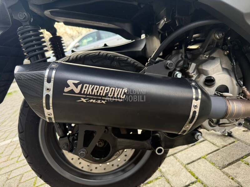 Yamaha X MAX 300 XMAX