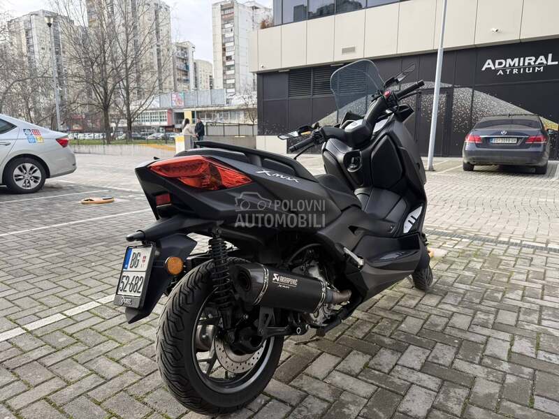 Yamaha X MAX 300 XMAX