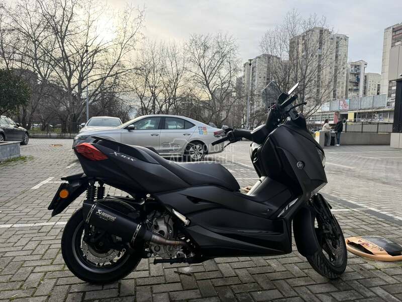 Yamaha X MAX 300 XMAX