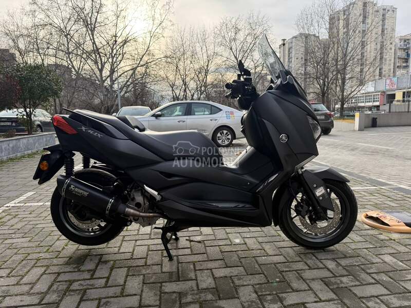 Yamaha X MAX 300 XMAX