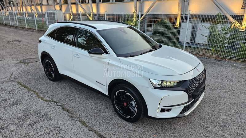 DS 7 1.5 Performance Line