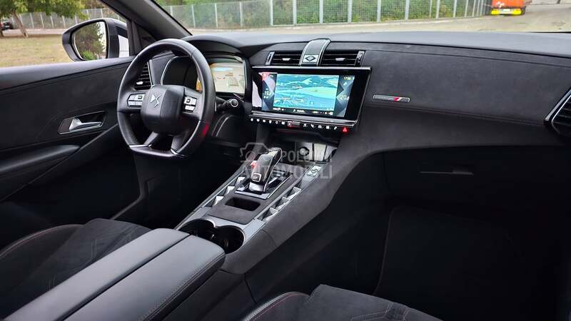 DS 7 1.5 Performance Line