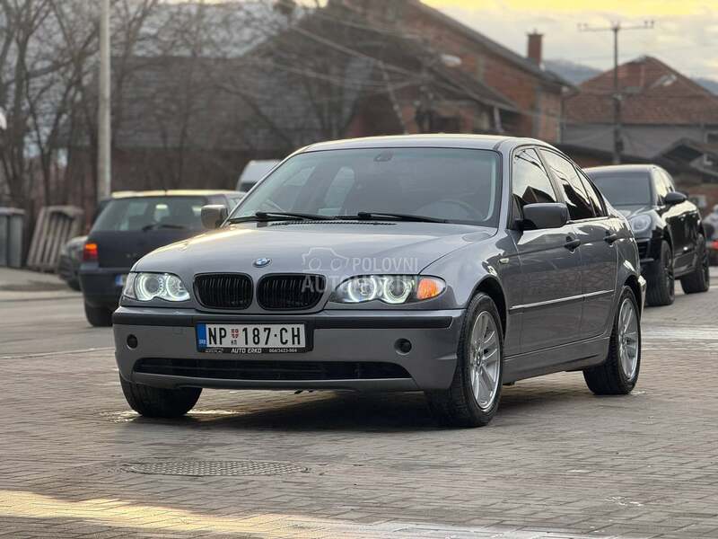 BMW 318 