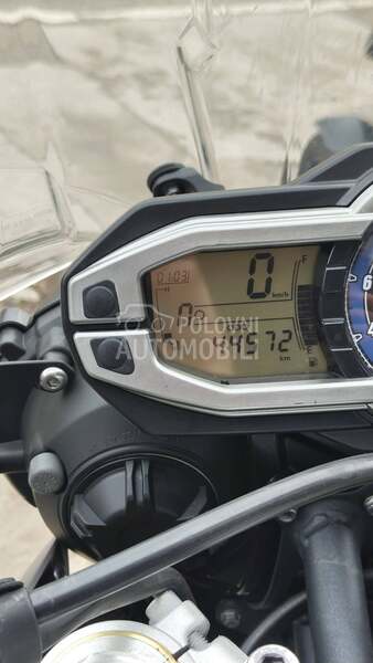 Triumph Tiger 800