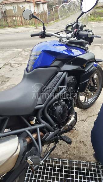 Triumph Tiger 800